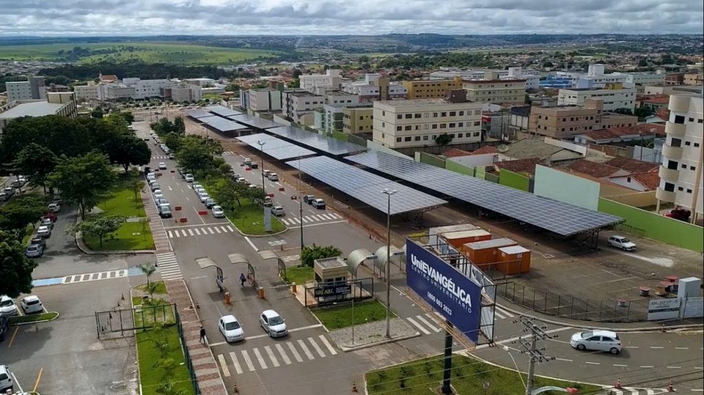 Black November da UniEVANGÉLICA oferece matrículas a R$ 49,90 e bolsa de 40% nos cursos EAD