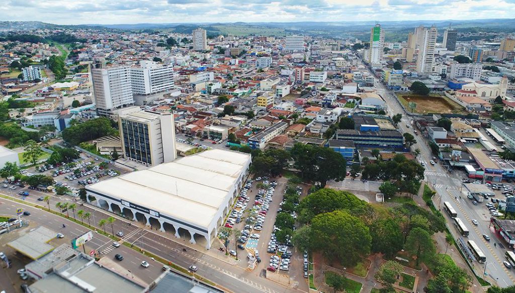 Lobby de igrejas e escolas para se tornar ‘atividade essencial’ cresce em Anápolis