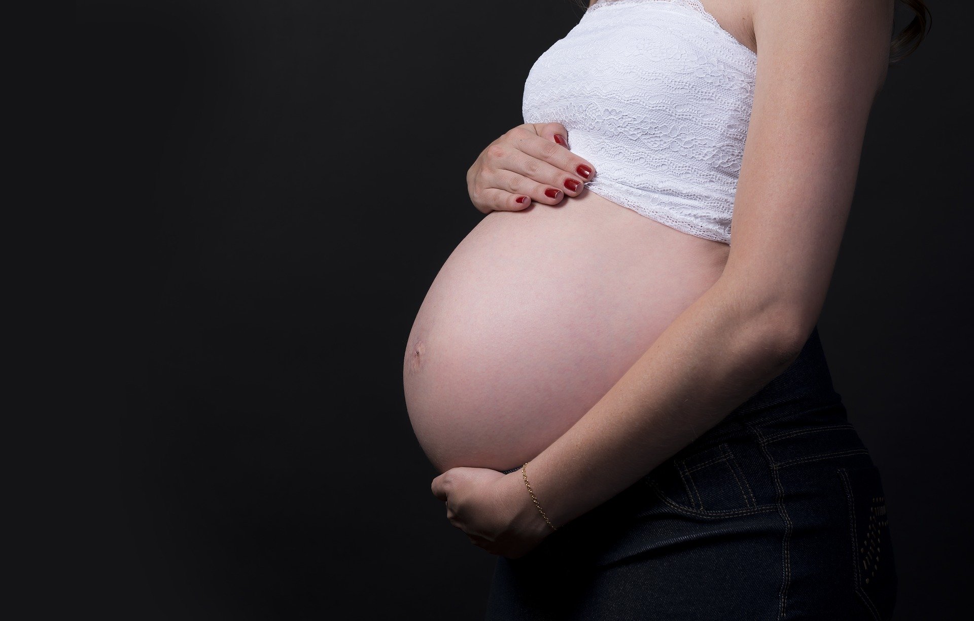 Após críticas, Ministério da Saúde recua em trechos de portaria sobre aborto, mas mantém aviso a polícia