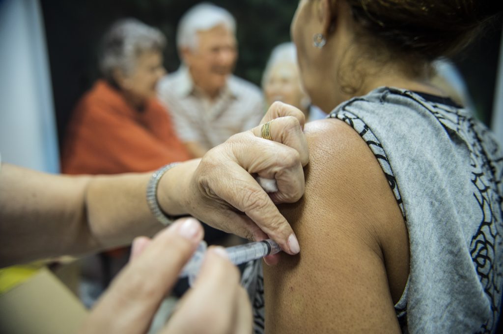 Campanha de vacina contra gripe termina na sexta-feira (26)