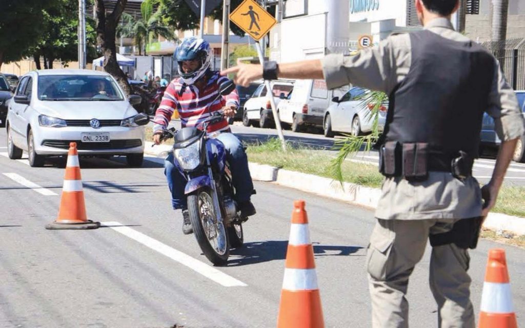 Carros e motos barulhentos estão na mira da Polícia Militar em Anápolis