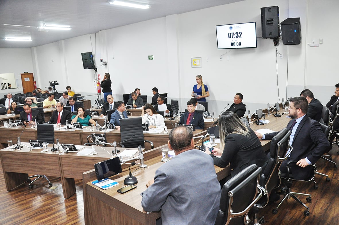 Sacolas plásticas ficam proibidas em Anápolis, decide Câmara Municipal