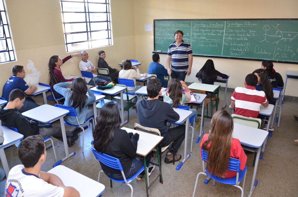 Seduce está selecionando novos profissionais para dar aula em Anápolis