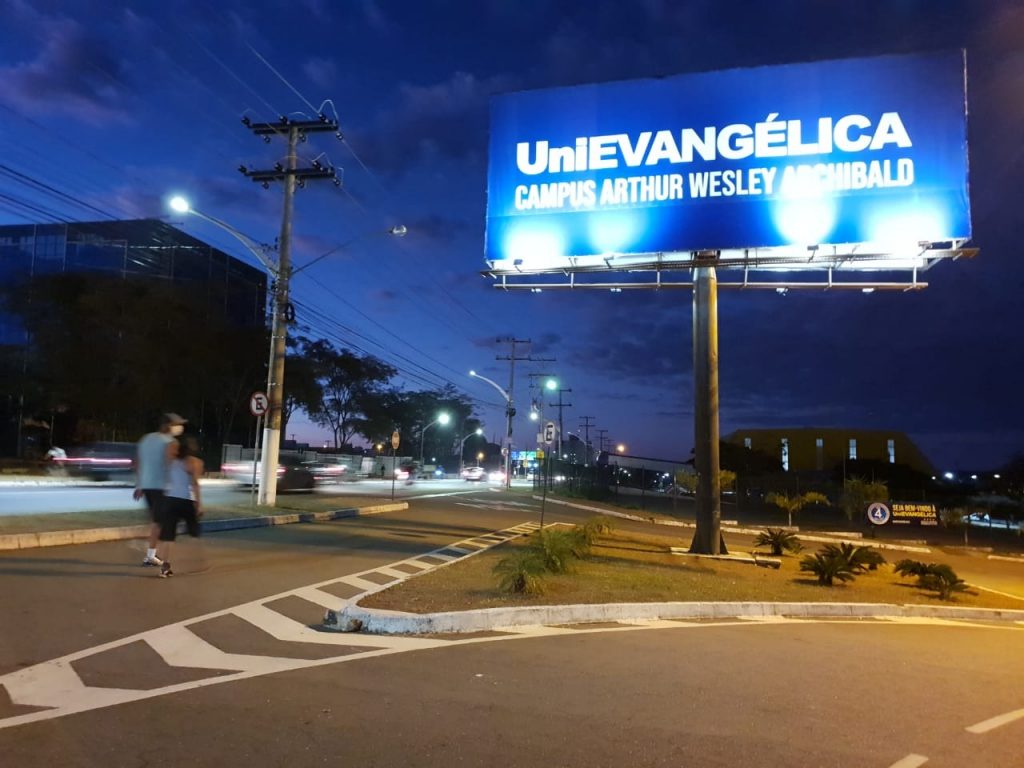 Black november: UniEVÁNGELICA EAD está dando bolsas de 50% para quem prestar vestibular neste mês