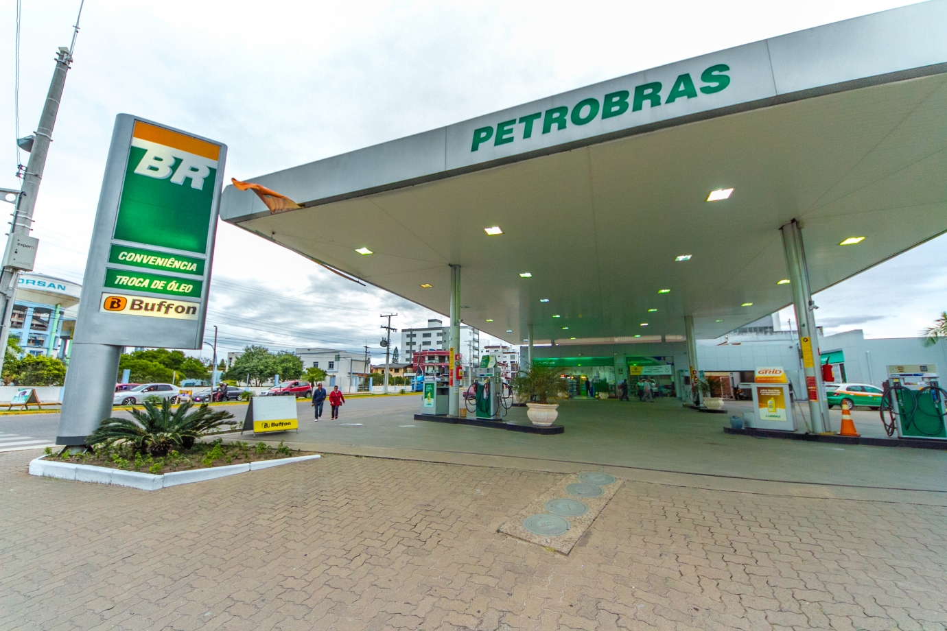 Petrobras reajusta preço nas refinarias e combustível deve ficar mais caro ao consumidor