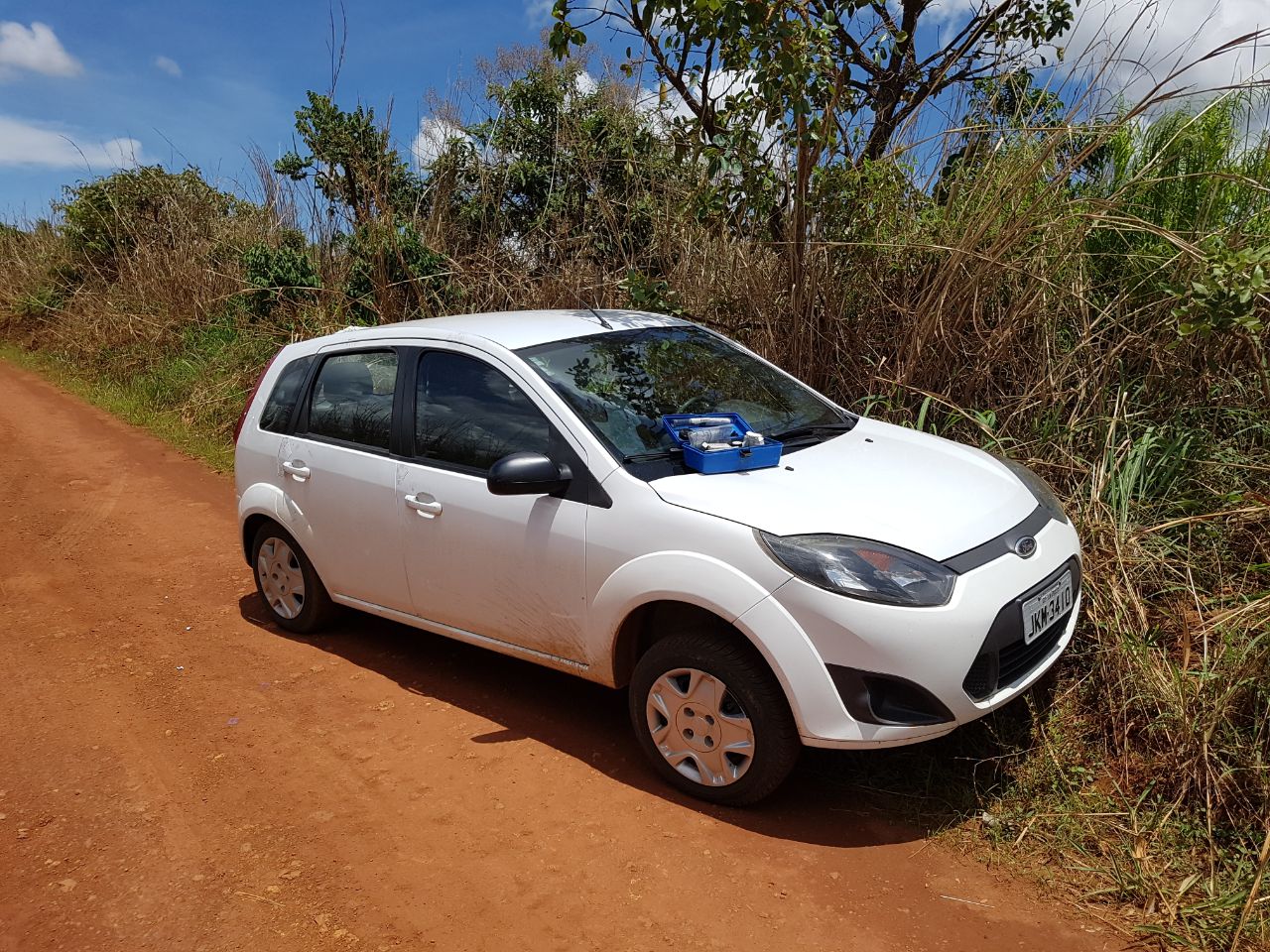 Corpo encontrado dentro de carro na zona rural de Anápolis é identificado