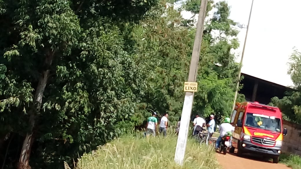 Mulher cai de ponte na rodoviária e é levada às pressas para HUANA