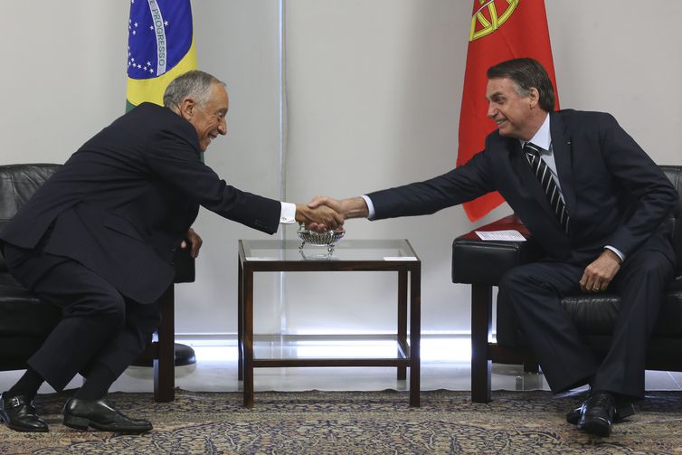 O presidente da República, Jair Bolsonaro, recebe o presidente de Portugal, Marcelo Rebelo de Souza, no Palácio do Planalto, em Brasília.