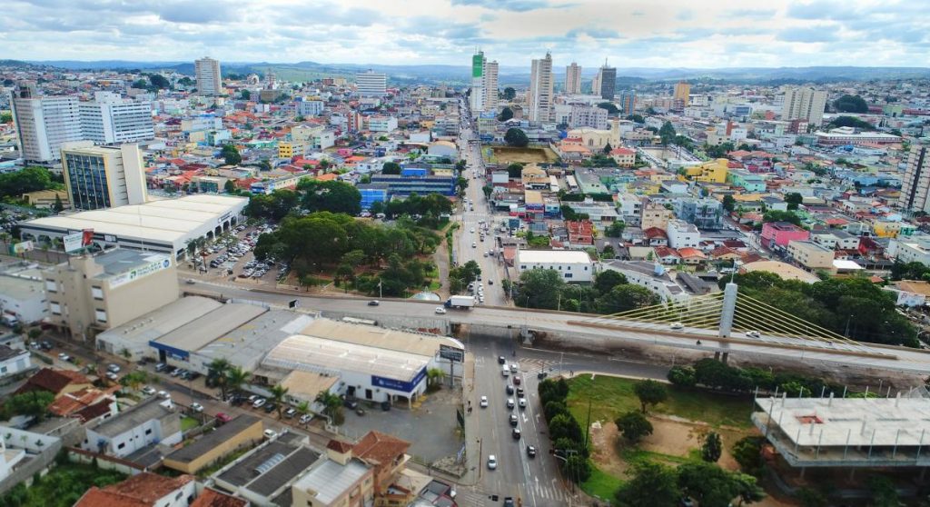 O que abre e fecha na véspera (31) e feriado de Ano Novo em Anápolis