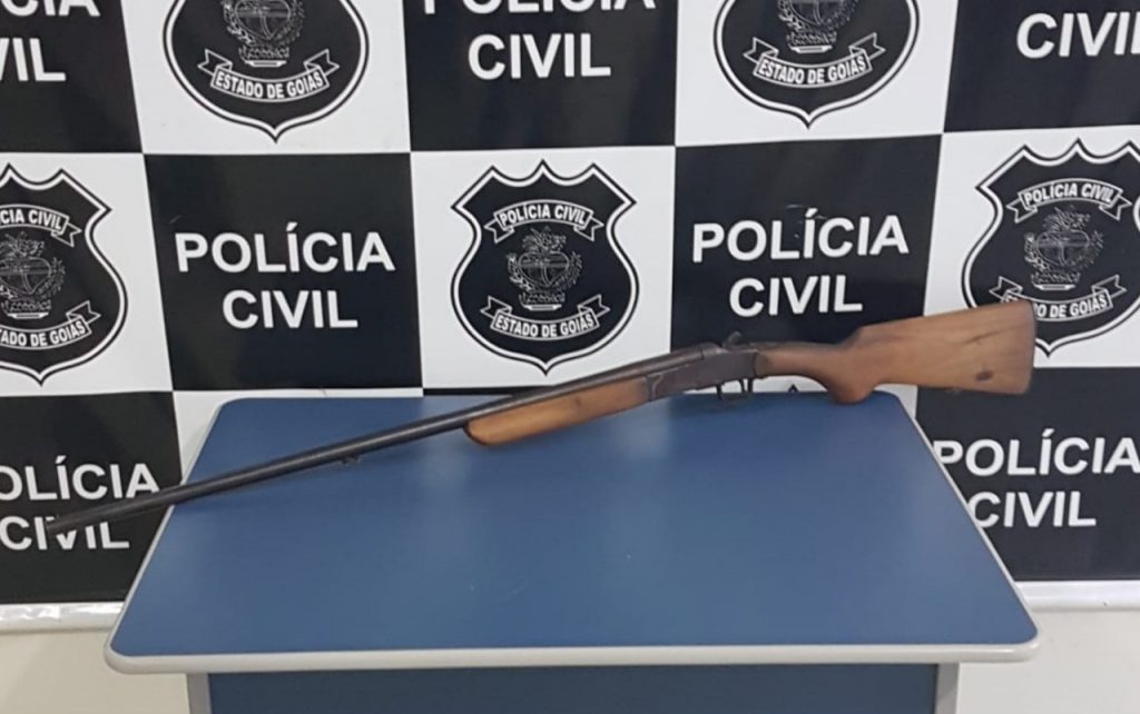 Homem usa espingarda para tentar matar a filha de apenas um ano no interior de Goiás