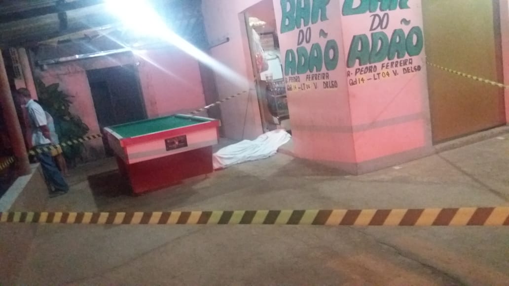 Discussão resulta em brutal assassinato em bar de Goianápolis