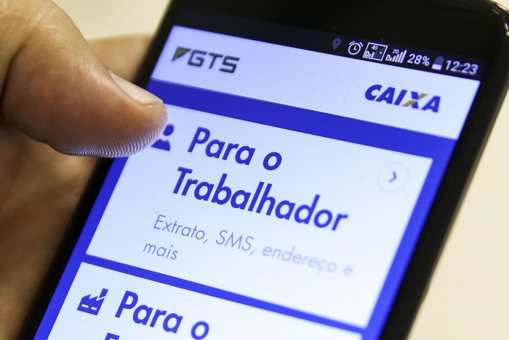 Trabalhador tem até esta quinta (31) para sacar FGTS emergencial