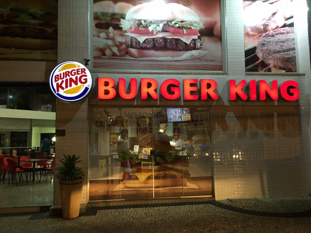 Burger King de Anápolis também terá promoção de três sanduíches nesta sexta (23)