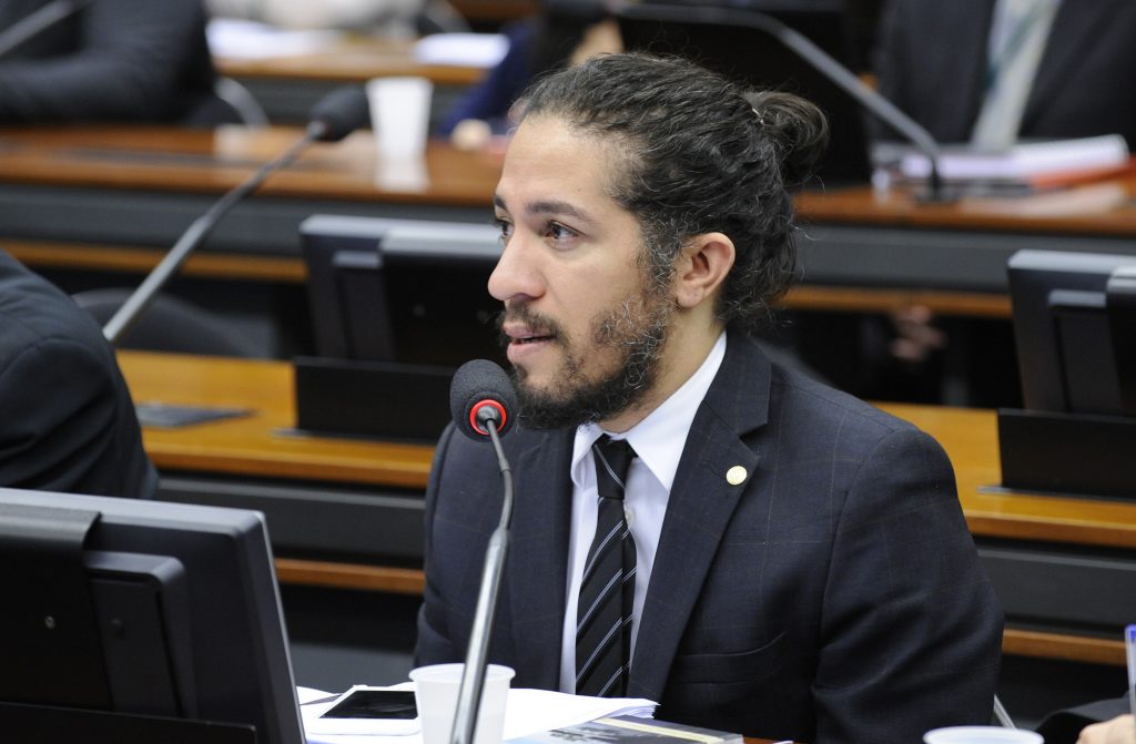 PF investiga ameaças contra o deputado Jean Wyllys