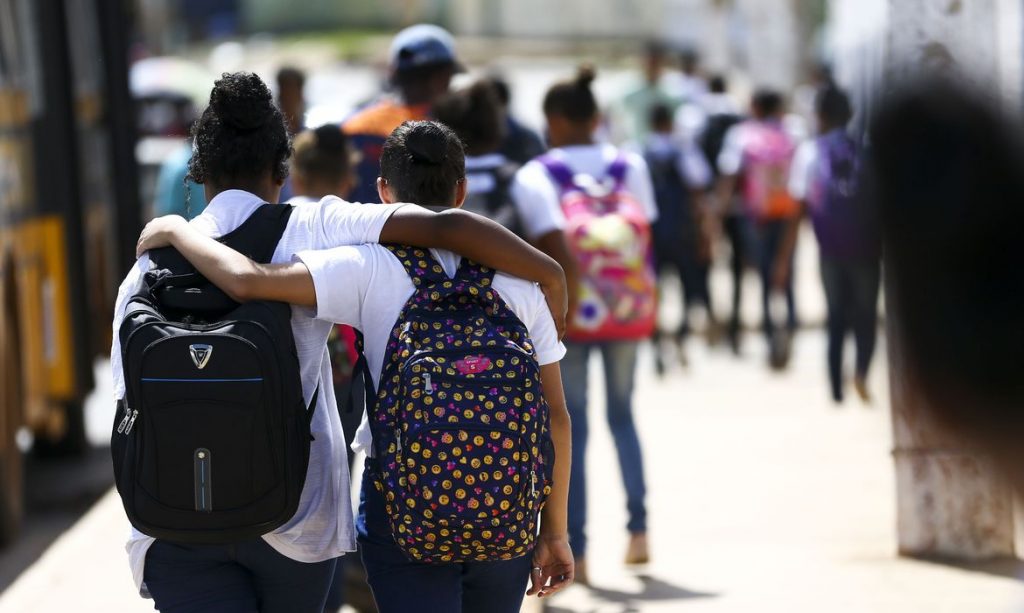 Racismo e violência infantil continuam sendo um grande desafio no Brasil