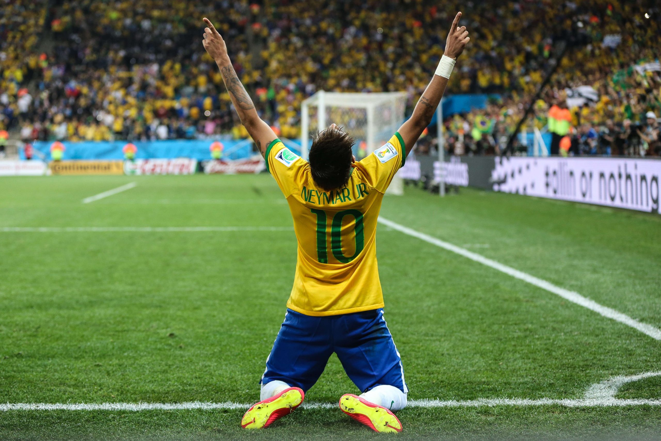 Brasil vence Croácia com gols de Neymar e Firmino