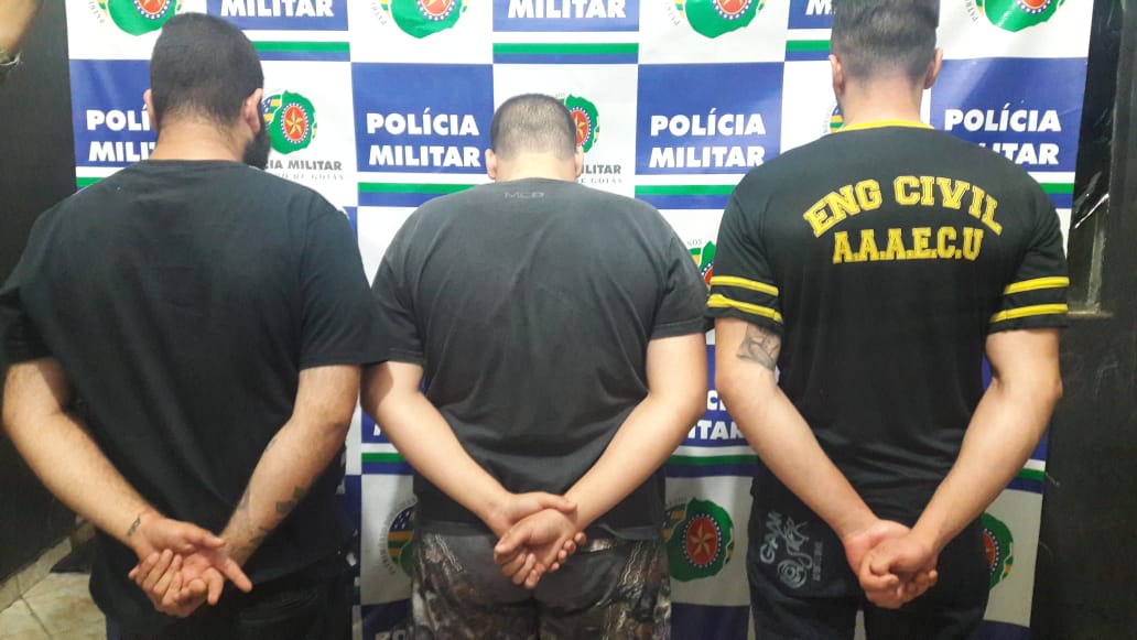 Traficante de drogas é encontrado pela polícia e acaba entregando outros dois em Anápolis