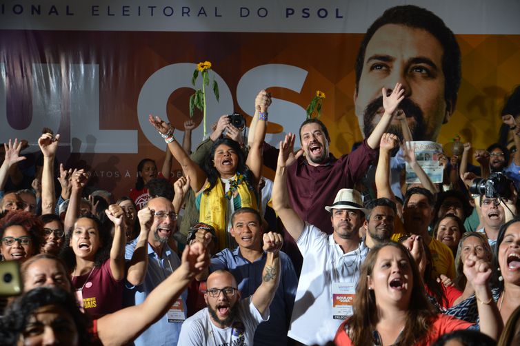O  PSOL confirmou a candidatura de Guilherme Boulos à Presidência da República, na convenção nacional que reuniu filiados do partido
