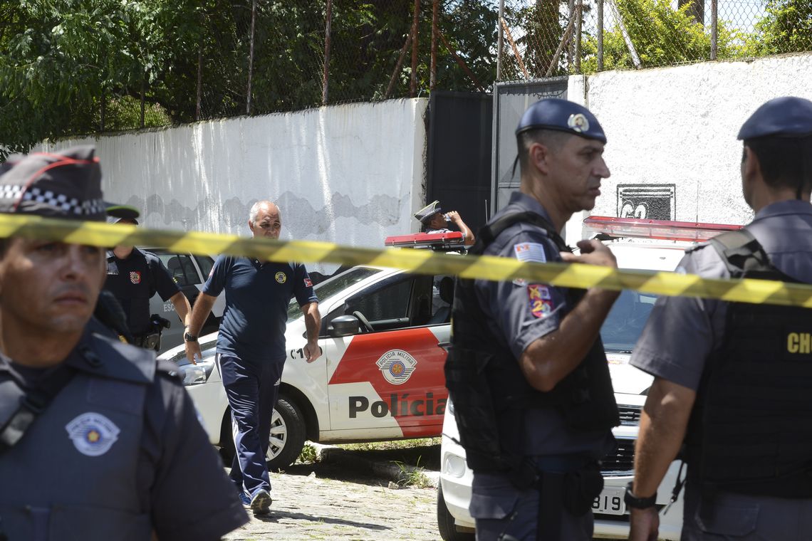 Polícia investiga participação de um terceiro rapaz no atentado em Suzano