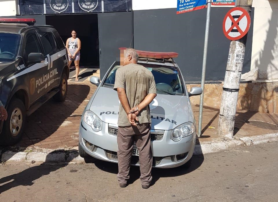 Tarado entra em escola de cursos no Centro de Anápolis e tenta estuprar adolescente