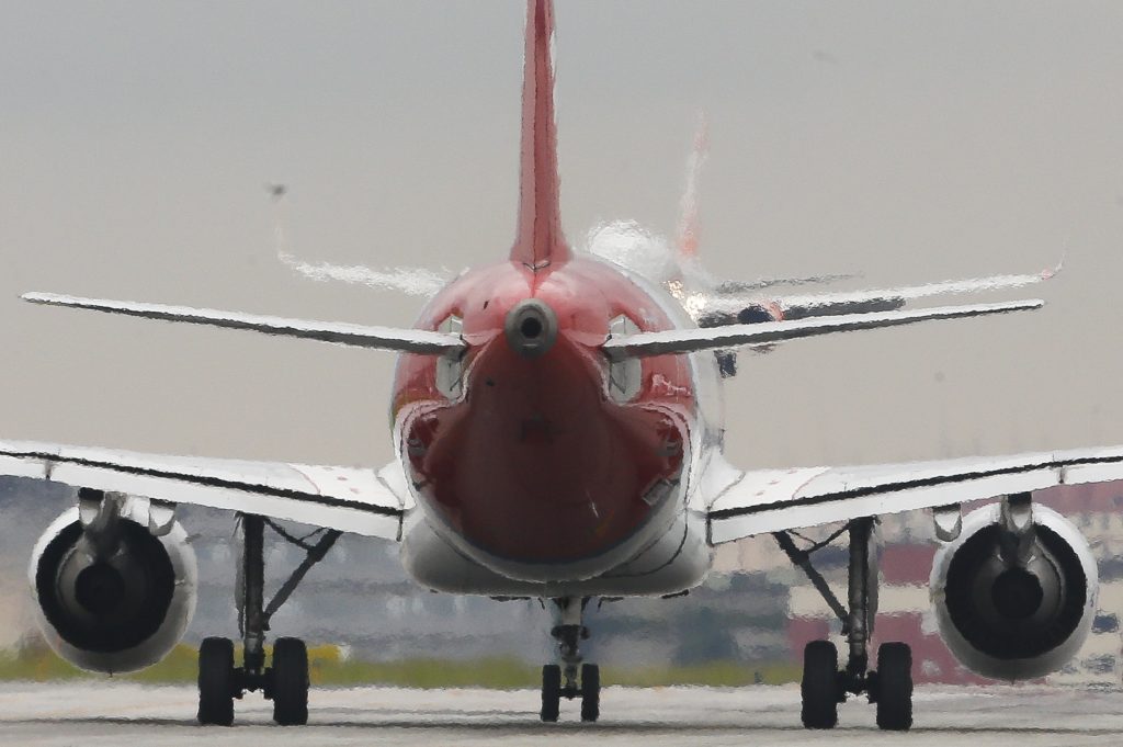 Boeing mira combustíveis antes dos carros voadores