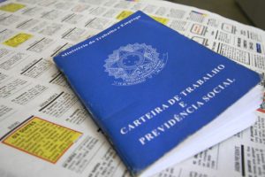 Seguro-Desemprego tem novos valores em 2026: confira o mínimo e o máximo que quem perde emprego pode receber