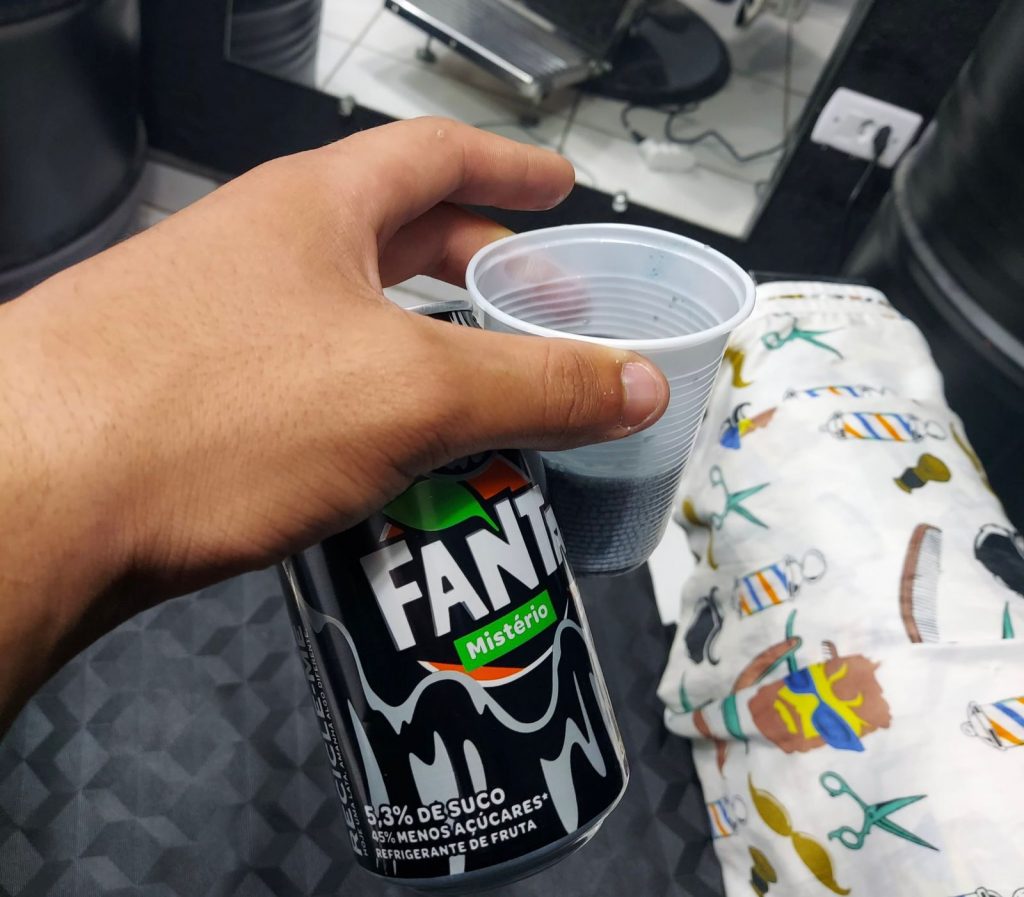 Conheça a “Fanta Mistério Halloween”, nova aposta da Refrescos Bandeirantes em Goiás