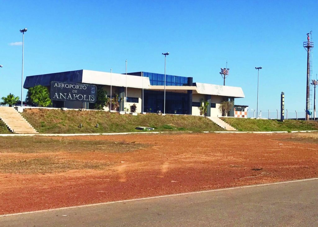 O que muda caso os aeroportos de Anápolis e outros 12 municípios goianos sejam federalizados