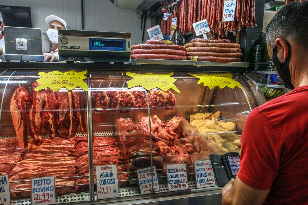 6 carnes que não podem faltar na lista de compra do mês (muitos esquecem)
