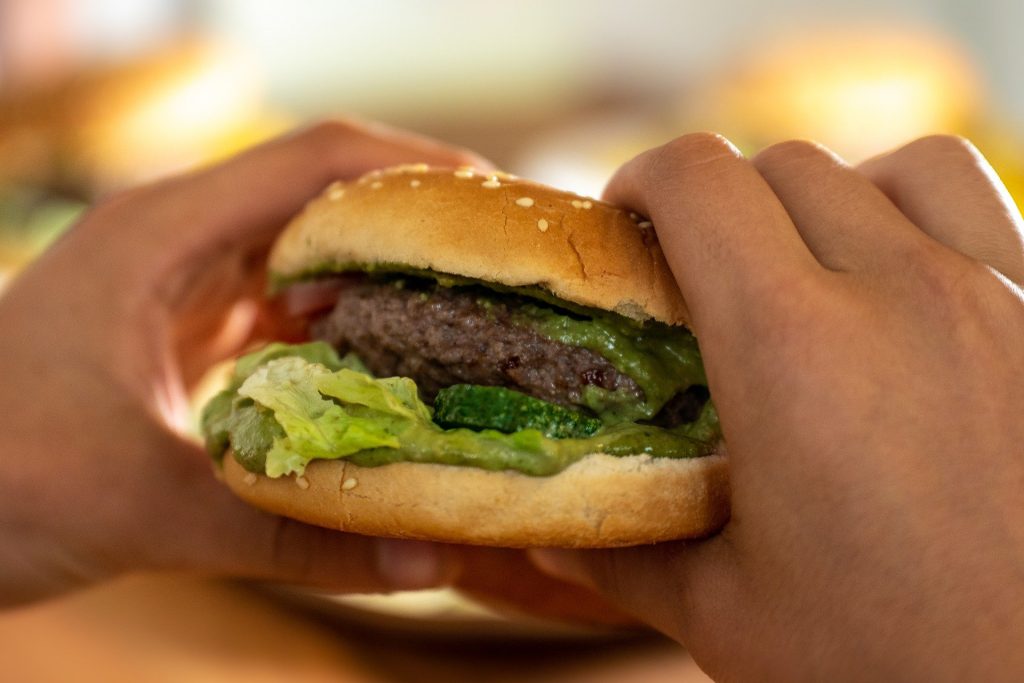 Burger King terá lanches mais baratos para quem vai fazer o Enem Goiás; veja como conseguir