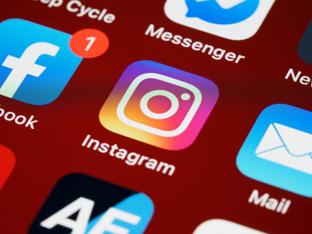 como criar post colaborativo no Instagram