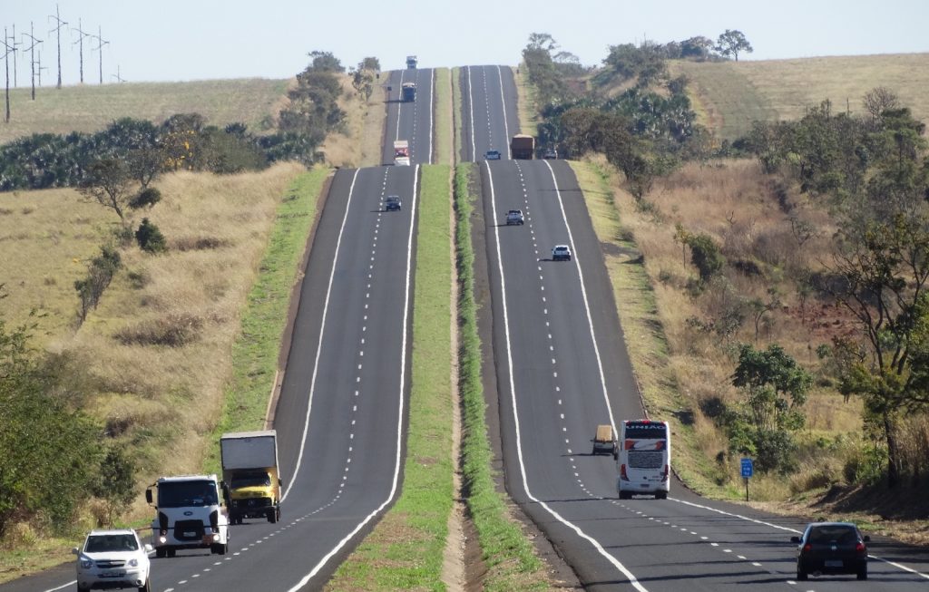 Saiba quem não pode dirigir nas rodovias goianas durante o feriado