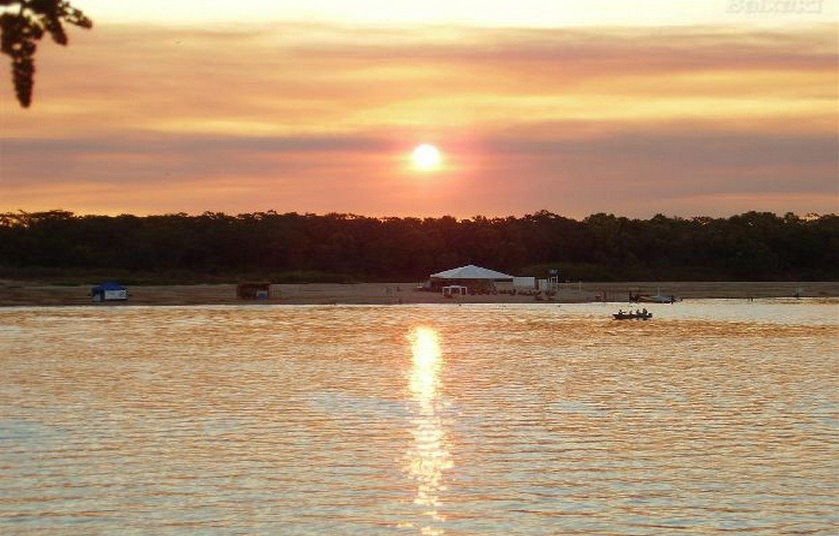 Imagem mostra o Rio Araguaia considerado um dos principais do estado.