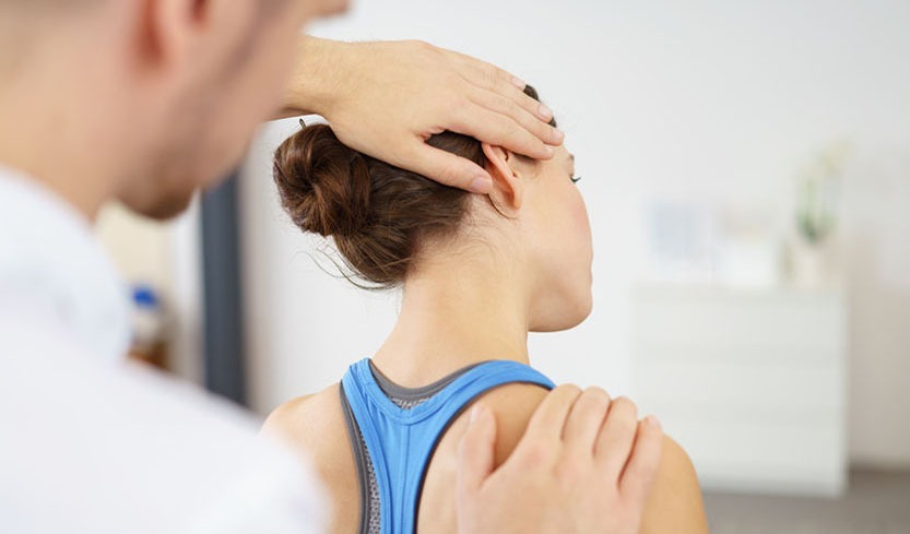 Estas são as razões pelas quais você deve ter cuidado com massagens no pescoço
