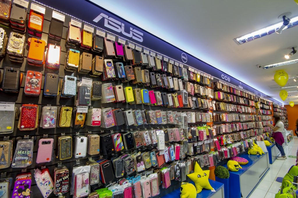 Esta é a frequência correta com que você deve trocar a capinha do seu celular