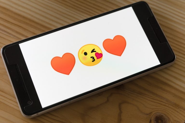 Descubra o verdadeiro significado de cada um dos emojis de coração no WhatsApp
