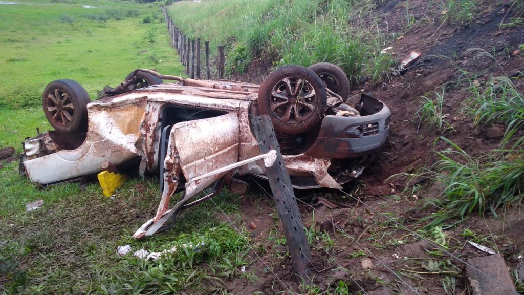 Identificada vítima que não resistiu após grave capotamento na GO-060