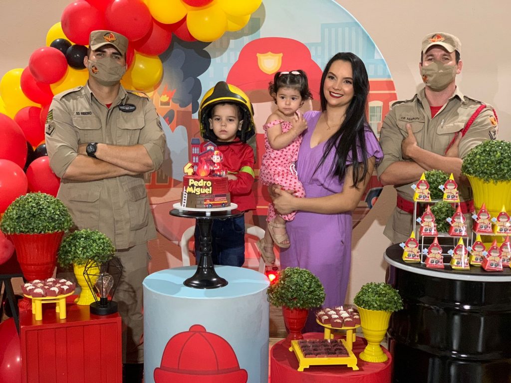 garotinho-bombeiros-2