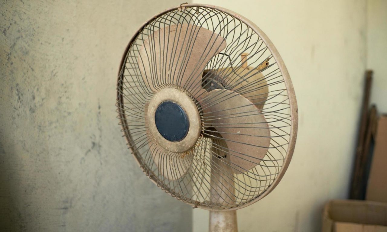 Esta é a maneira mais fácil de limpar o ventilador e pouca gente sabe