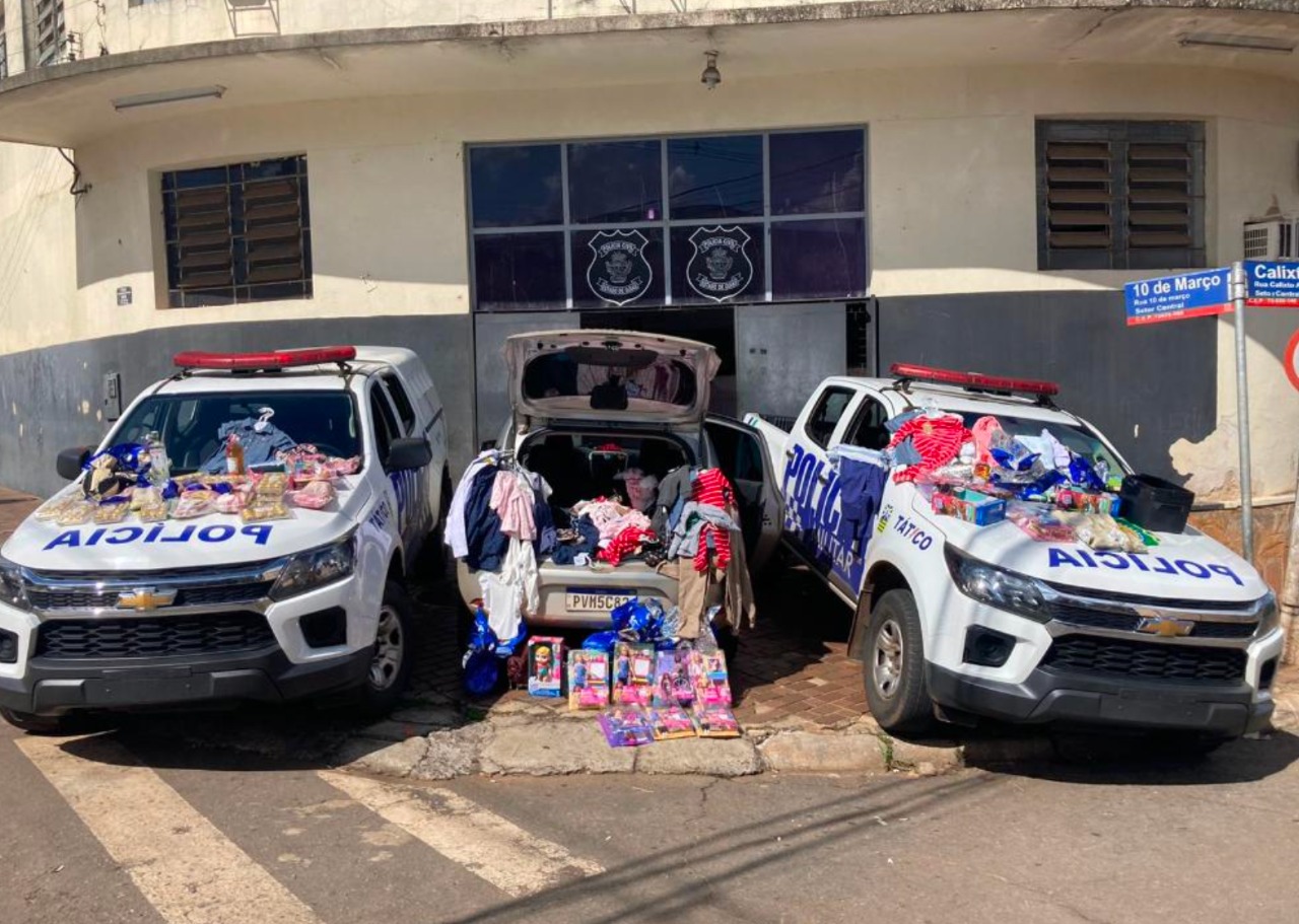 Mercadorias furtadas apreendidas (Foto: Reprodução)