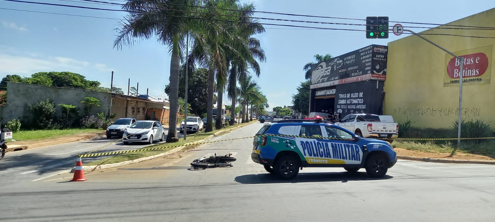 Motociclista morre após colidir frontalmente com caminhonete, em Goiânia