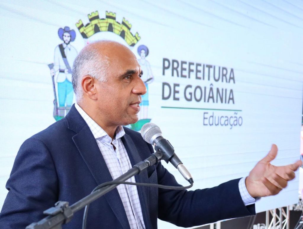 Prefeito de Goiânia escolhe destino internacional para ficar oito dias em viagem