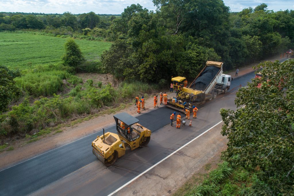 Diversos trechos da BR-153 ficarão interditados para manutenção, alerta Ecovias