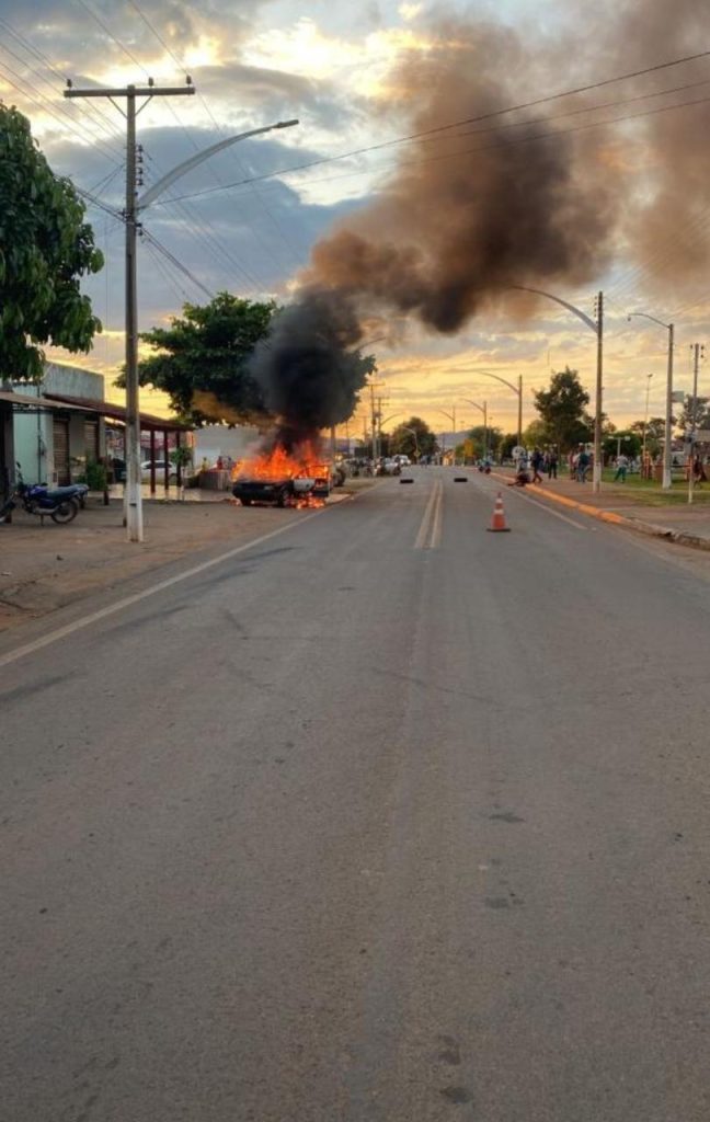 INCENDIO CARRO