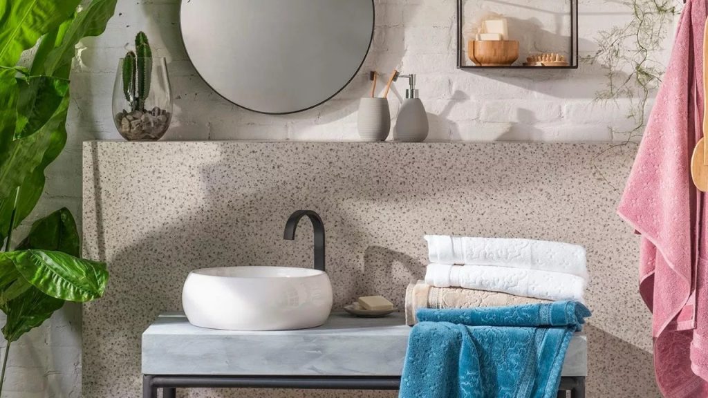 Esta é a melhor maneira de tirar o mau cheiro das toalhas de banho