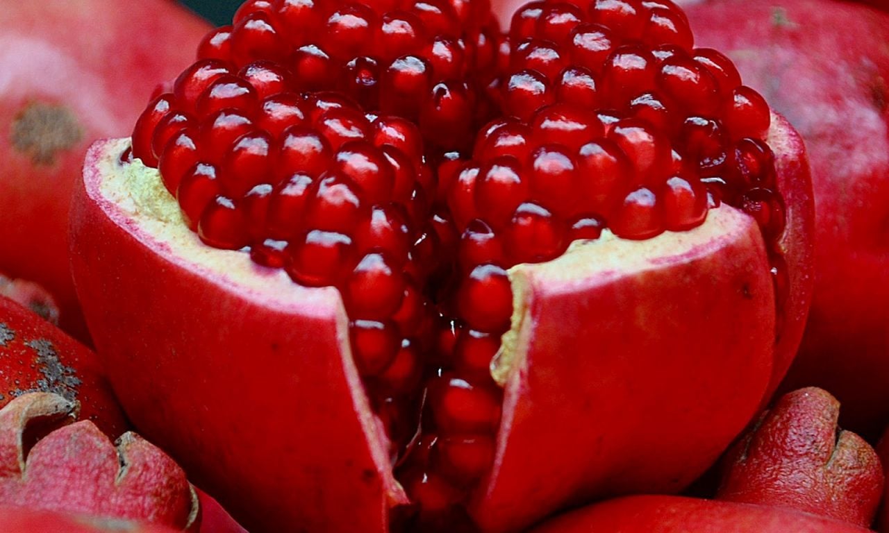 6 frutas afrodisíacas que você não sabia que poderia apimentar o seu relacionamento