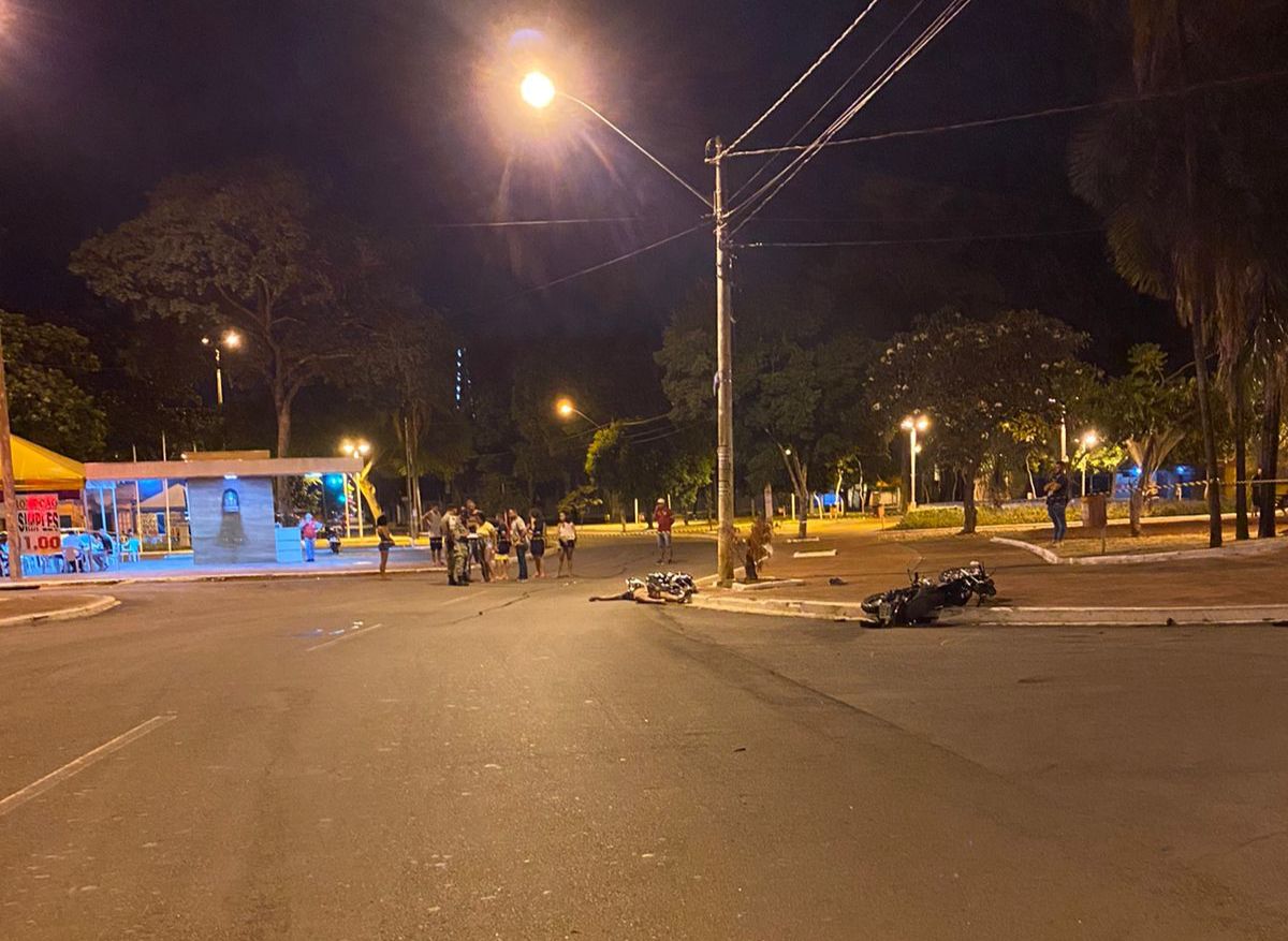 Motociclista morre na hora após ser atingido por carro, em Goiânia