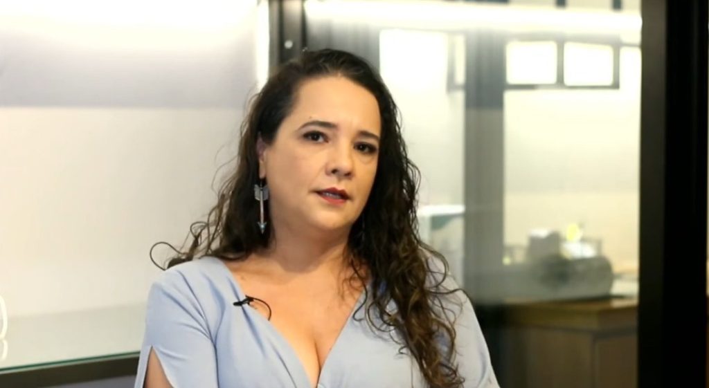 Candidata do PSOL aposta no crescimento após ficar à frente do PT em pesquisa para Governo de Goiás