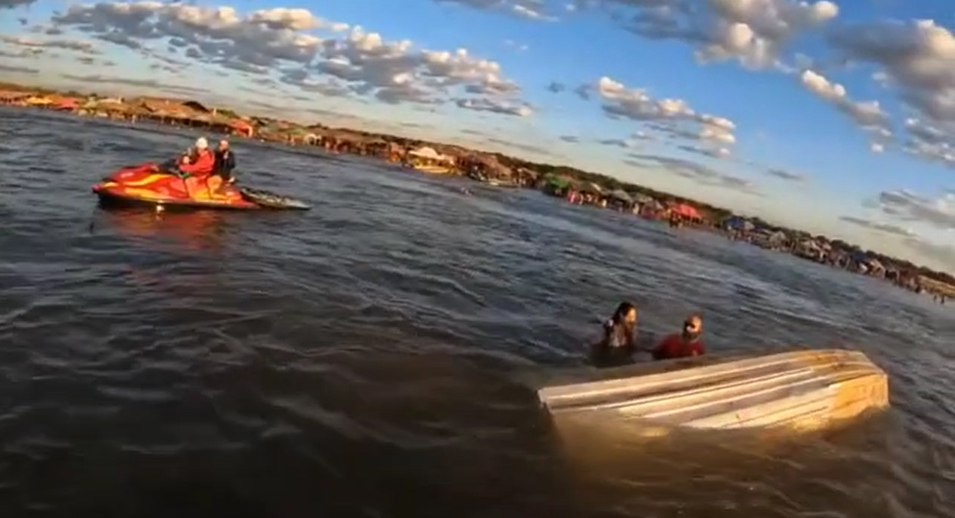 Canoa com bebê, uma criança e outros seis passageiros naufragou em Aruanã