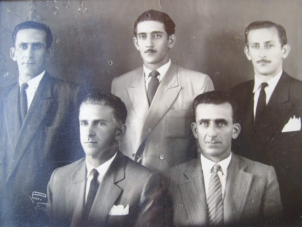 Irmãos Gadia – Irmãos Gadia – José Gadia, Badú Gadia, Anízio Gadia, Miguel Gadia e Abrão Gadia